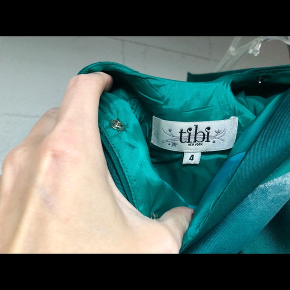 Tibi size 4 Silk dress - Picture 3 of 8